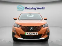 Używany Peugeot e-2008 Active Premium 98 kW (134 KM) 2021 SUV