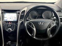 Used Hyundai i30 SE 110 HP (80 kW) 2015 Black Hatchback