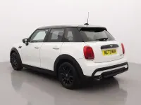 Used Mini Cooper Classic 134 HP (98 kW) 2024 White Hatchback