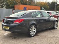 Used Vauxhall Insignia SRi 160 HP (117 kW) 2012 Black Hatchback