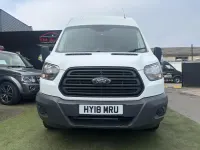 Usado Ford Transit 130 HP (95 kW) 2018 Branco Van