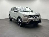 Used Nissan Qashqai N-Connecta 108 HP (79 kW) 2016 Silver SUV