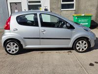 Used Peugeot 107 68 HP (50 kW) 2010 Silver Hatchback