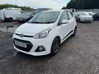 Used Hyundai i10 Premium 87 HP (63 kW) 2015 White Hatchback