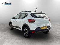 Second-hand Dacia Sandero Journey 2023 Alb Hatchback
