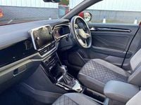 Used VW T-Roc R-line 150 HP (110 kW) 2022 Red SUV