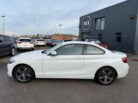 Used BMW 218 Sport Line 150 HP (110 kW) 2017 White Coupe