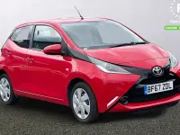 Used Toyota Aygo X-play 69 HP (50 kW) 2017 Red Hatchback