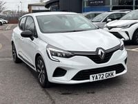 Used Renault Clio V Evolution 90 HP (66 kW) 2023 White  Hatchback