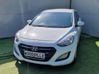 Used Hyundai i30 SE 2017 White Estate