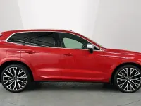 Used Volvo XC60 R-Design Pro 247 HP (181 kW) 2019 Red SUV