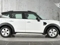 Used Mini Cooper Countryman Classic 134 HP (98 kW) 2019 White SUV