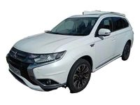 Used Mitsubishi Outlander P-HEV 200 HP (147 kW) 2015 White Estate