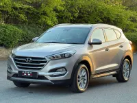 Używany Hyundai Tucson SE 116 KM (85 kW) 2016 Beżowy SUV