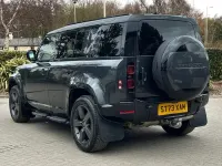 Usado Land Rover Defender HSE Dynamic 245 HP (180 kW) 2023 Cinzento SUV