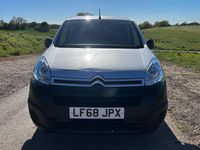 Usado Citroën Berlingo 100 HP (73 kW) 2018 Prateado Monovolume