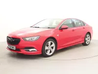 Used Vauxhall Insignia SRi 210 HP (154 kW) 2020 Red Hatchback