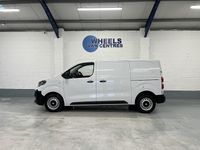 Used Vauxhall Vivaro S 120 HP (88 kW) 2024 White MPV