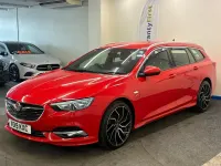 Used Vauxhall Insignia SRi 170 HP (125 kW) 2019 Red Hatchback