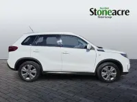 Used Suzuki Vitara SZ-T 129 HP (94 kW) 2021 White SUV