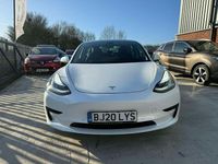 Used Tesla Model 3 Standard Range 239 kW (325 HP) 2020 White Sedan