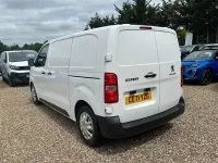 Used Peugeot Expert S 2021 White Van