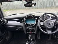 Used Mini Cooper Classic 134 HP (98 kW) 2022 Blue Hatchback