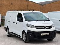 Używany Vauxhall Vivaro 120 KM (88 kW) 2020 Biały Minivan