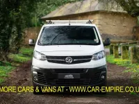 Used Vauxhall Vivaro 120 HP (88 kW) 2020 White MPV