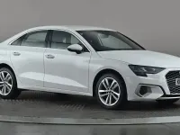 Usado Audi A3 Sport 150 HP (110 kW) 2023 Branco Sedan
