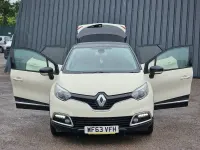 Used Renault Captur Dynamique 90 HP (66 kW) 2013 Cream/black SUV