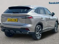 Used MG HS Trophy 170 HP (125 kW) 2024 Metallic  cosmic silver SUV