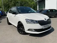 Used Skoda Fabia Colour Edition 70 HP (51 kW) 2021 White Hatchback