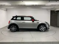 Used Mini Cooper Exclusive 134 HP (98 kW) 2023 Silver Hatchback