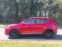 Usado MG ZS Excite 106 HP (77 kW) 2022 Vermelho SUV