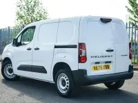 Second-hand Peugeot Partner S 101 CP (74 kW) 2026 Alb Monovolum