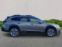 Używany Subaru Outback 169 KM (124 kW) 2025 Złoty Kombi