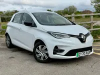 Used Renault Zoe Play 80 kW (109 HP) 2020 White Hatchback