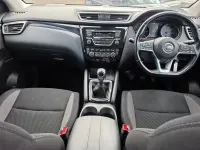Used Nissan Qashqai Acenta 115 HP (84 kW) 2018 Silver SUV
