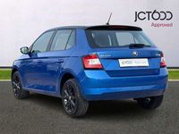 Used Skoda Fabia Colour Edition 94 HP (69 kW) 2018 Blue Hatchback