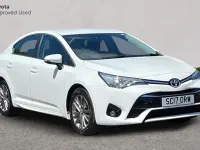 Used Toyota Avensis Business Edition 147 HP (108 kW) 2017 White Sedan