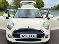 Usado Mini Cooper D Hatch 116 CV (85 kW) 2016 Blanco Utilitario