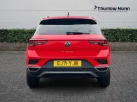 Usado VW T-Roc SEL 150 CV (110 kW) 2021 Rojo SUV