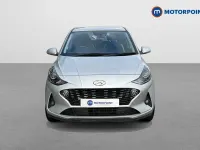 Used Hyundai i10 Premium 67 HP (49 kW) 2022 Silver Hatchback