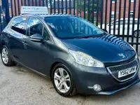 Used Peugeot 208 Allure 68 HP (50 kW) 2013 Grey Hatchback