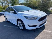 Used Ford Focus ST-Line 125 HP (91 kW) 2017 White Hatchback