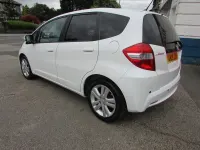 Używany Honda Jazz ES 2015 Biały Hatchback