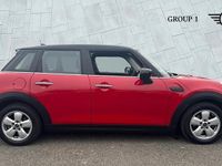 Used Mini Cooper Classic 136 HP (100 kW) 2023 Red Hatchback