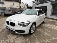 Used BMW 118 Sport Line 2014 White Hatchback