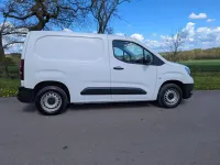 Usado Vauxhall Combo 100 HP (73 kW) 2022 Branco Monovolume
